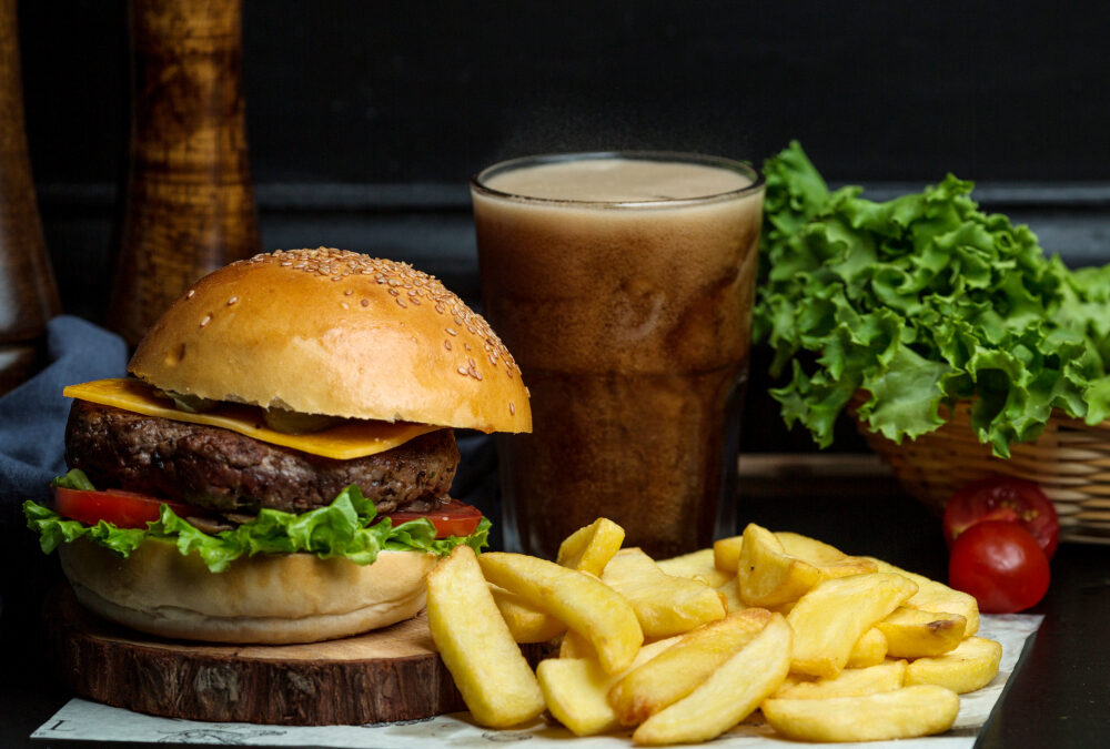 Fast food e fegato: il legame nascosto svelato